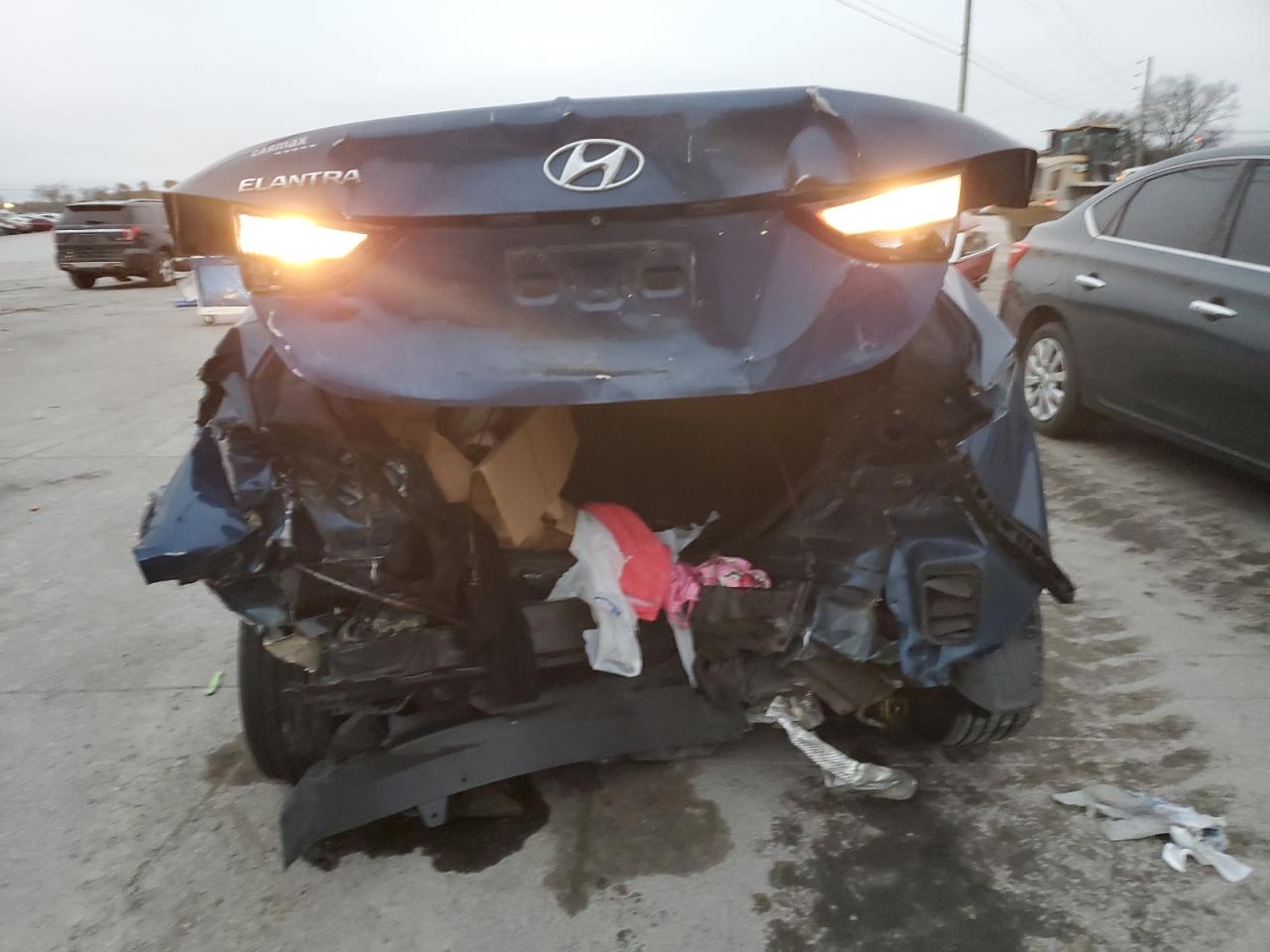 2015 Hyundai Elantra - Image 6