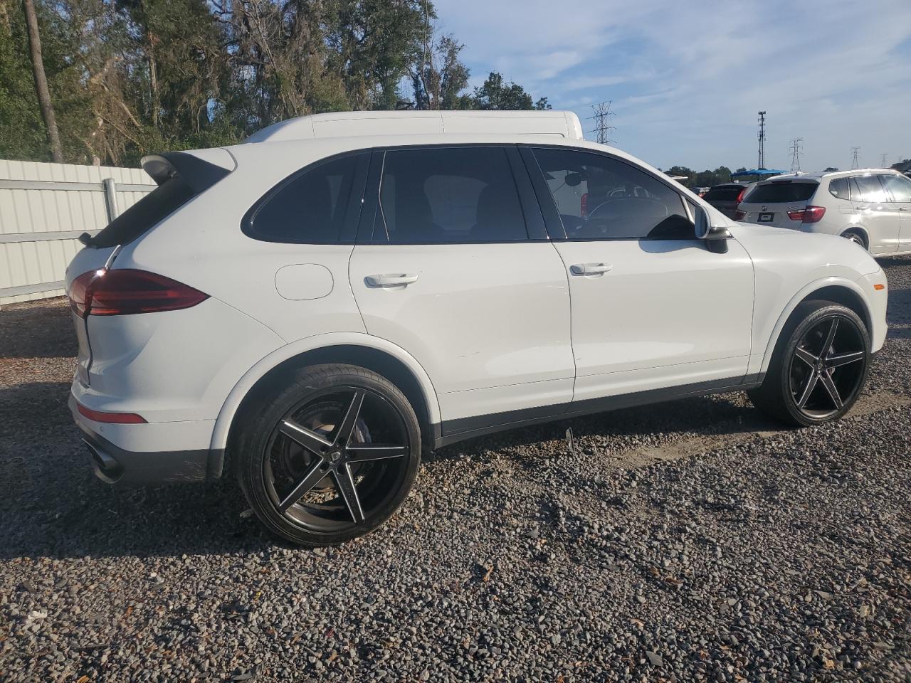 2017 Porsche Cayenne VIN: WP1AA2A28HKA82779 Lot: 80351234