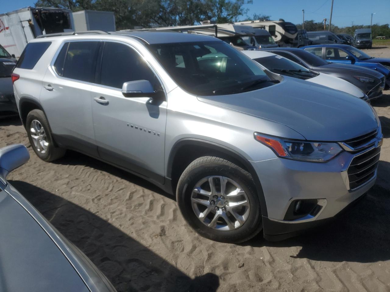 2019 Chevrolet Traverse - Image 4