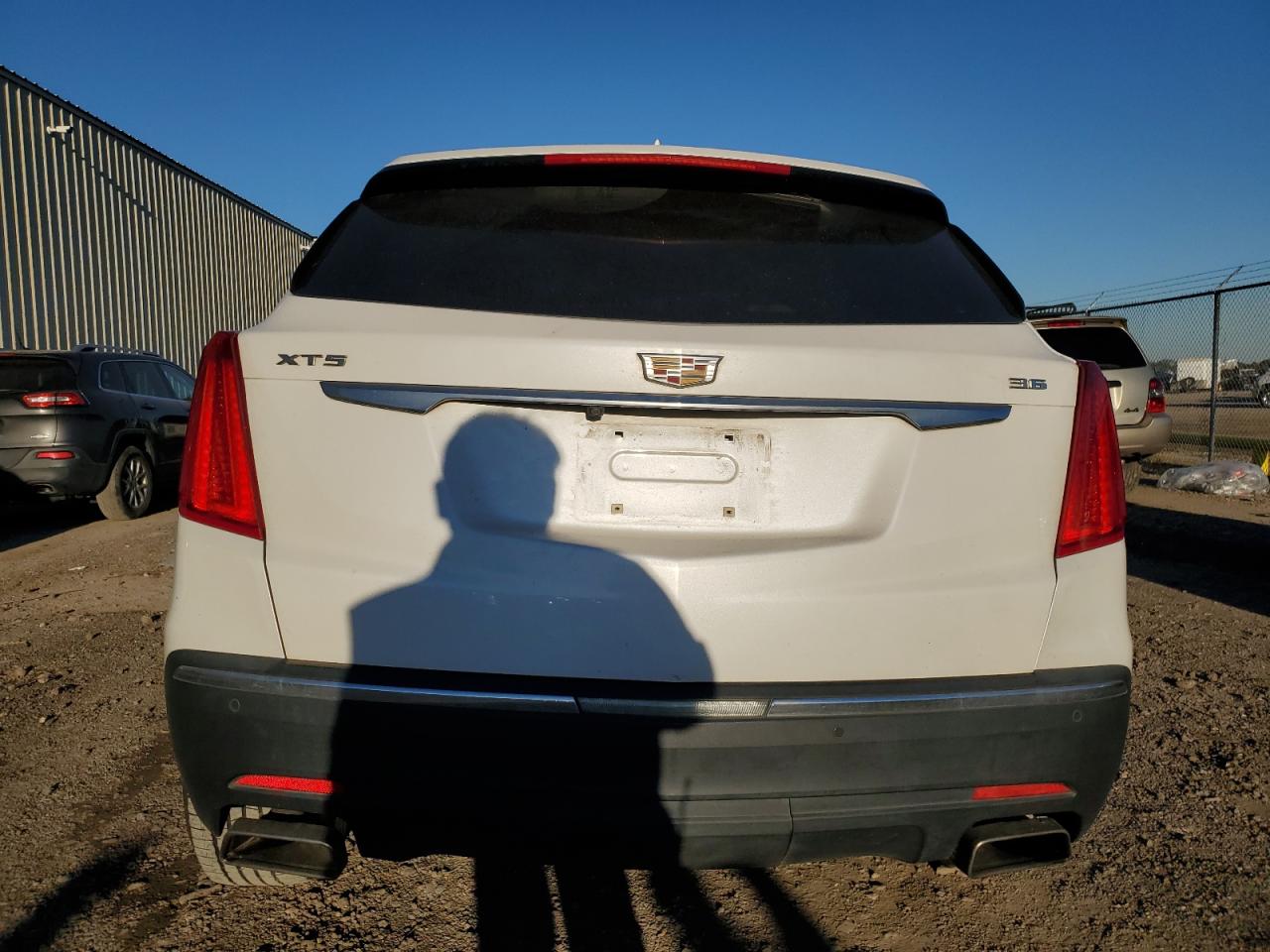 VIN 1GYKNARS0KZ189309 2019 CADILLAC XT5 no.6