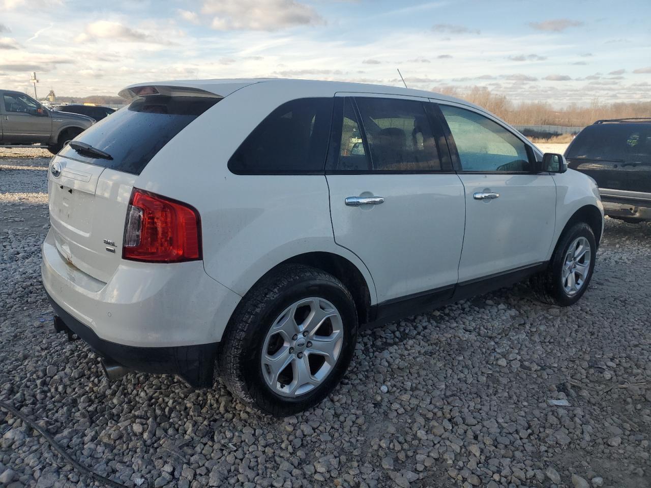 2011 Ford Edge - Image 3