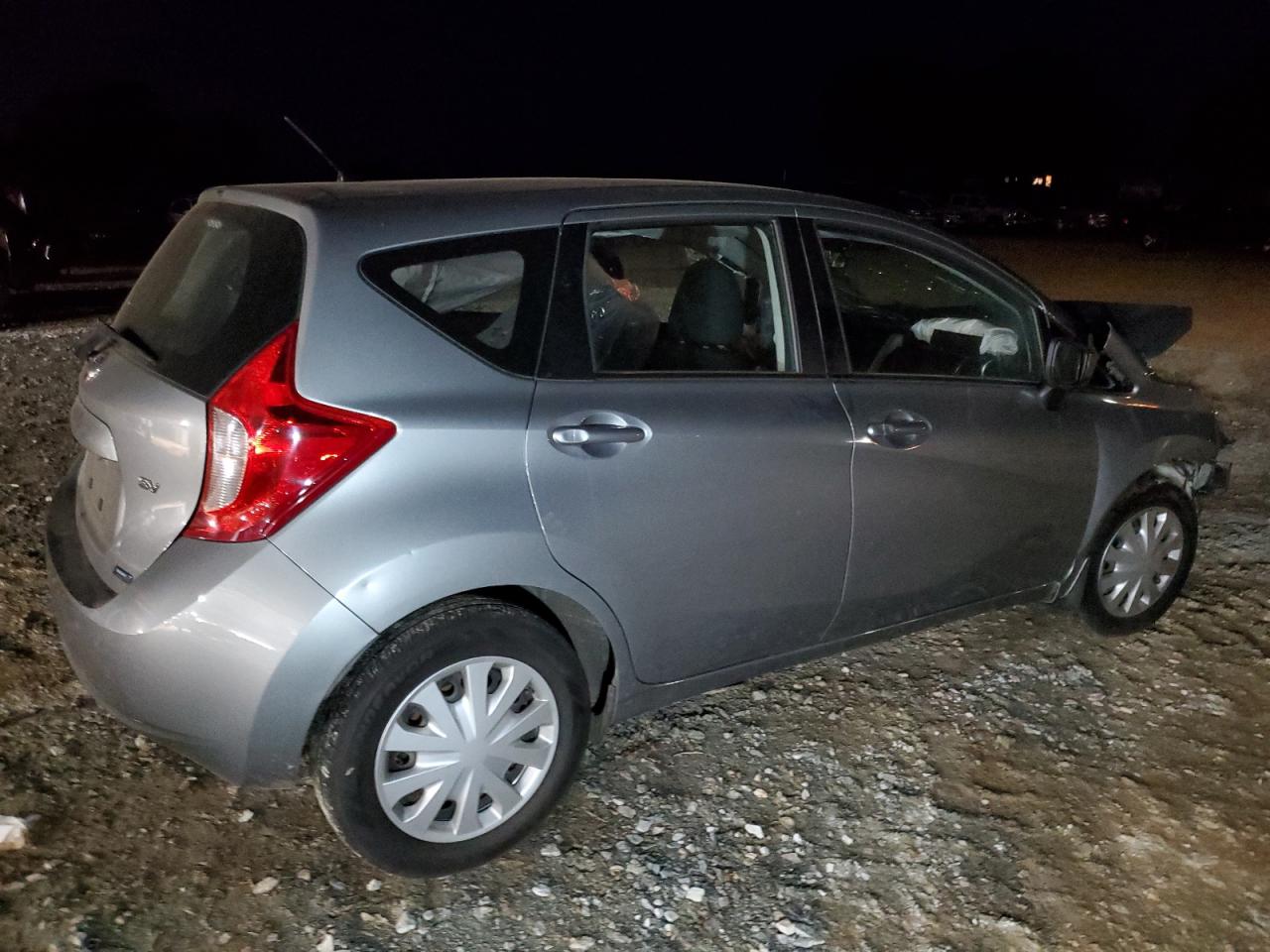 2015 Nissan Versa - Image 3