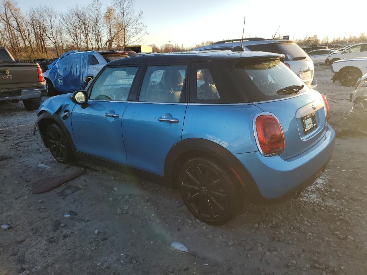 2015 MINI Cooper - Image 2