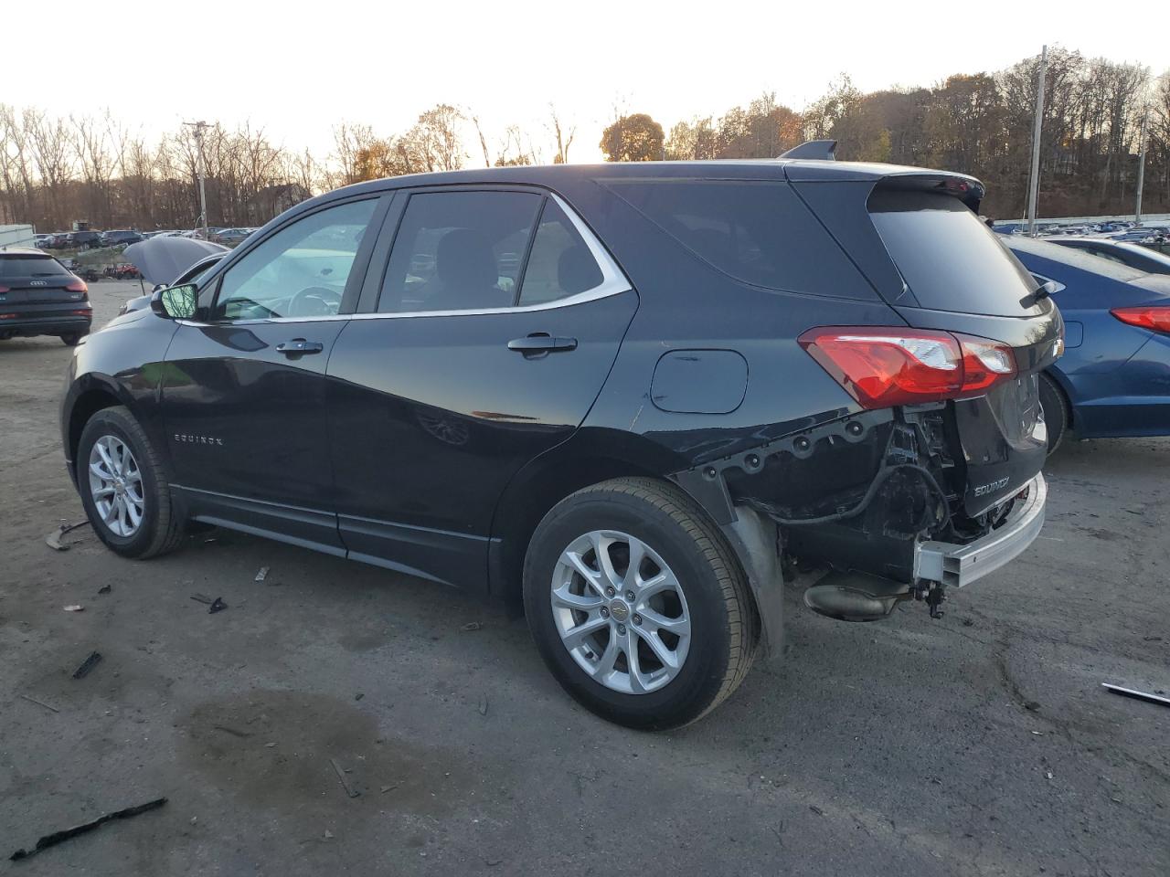 2021 Chevrolet Equinox - Image 2