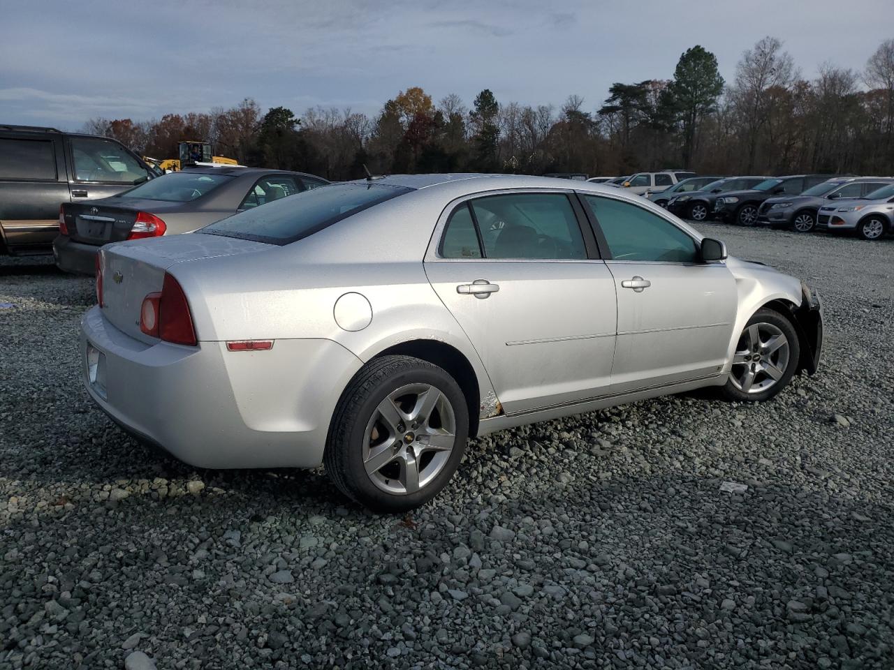 2009 Chevrolet Malibu - Image 3