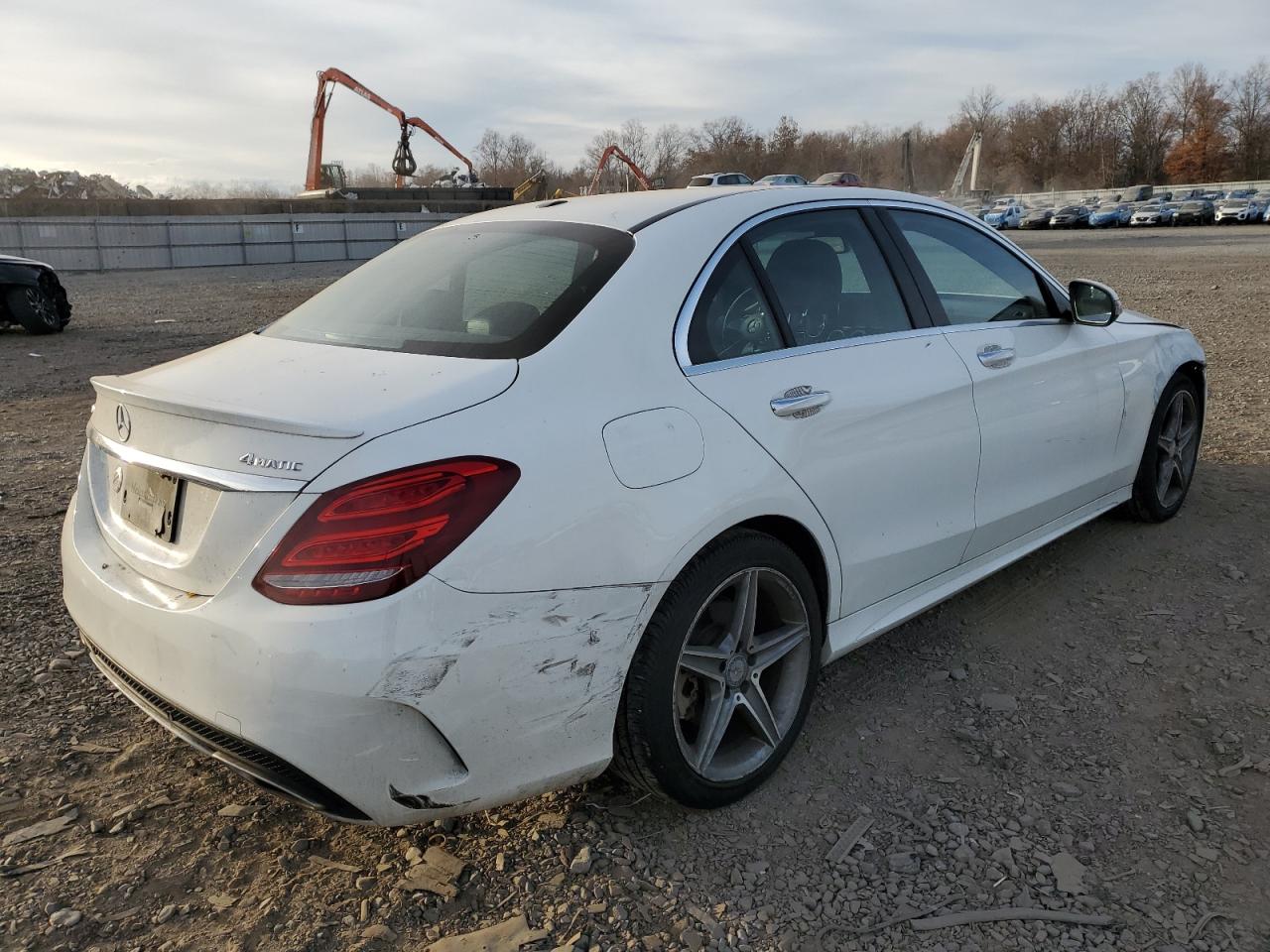 VIN 55SWF4KB4GU134891 2016 MERCEDES-BENZ C-CLASS no.3