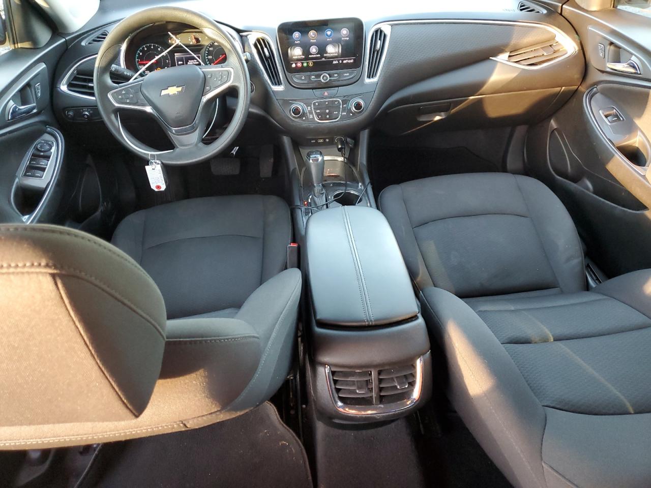 2019 Chevrolet Malibu - Image 8