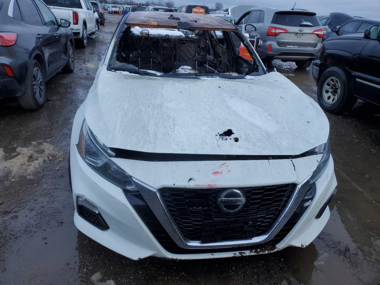 2019 Nissan Altima - Image 5