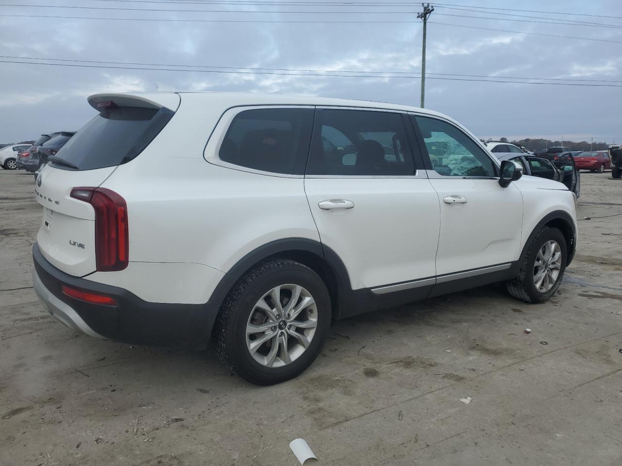 VIN 5XYP24HC0MG107631 2021 KIA TELLURIDE no.3