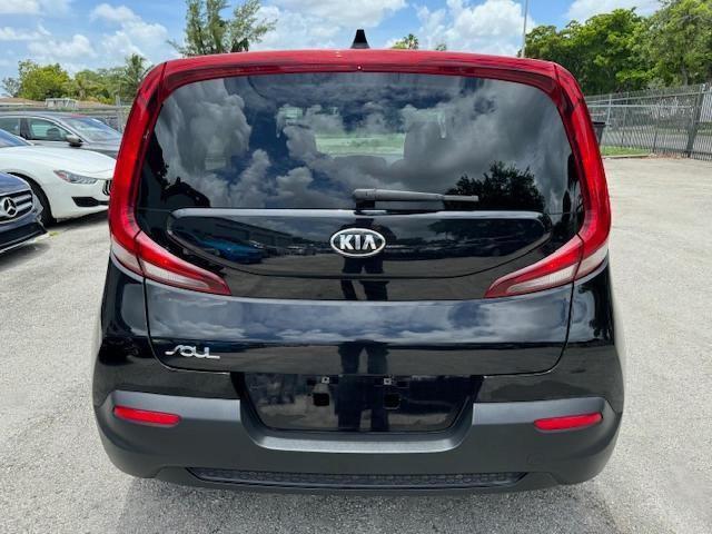  KIA SOUL 2020 Czarny