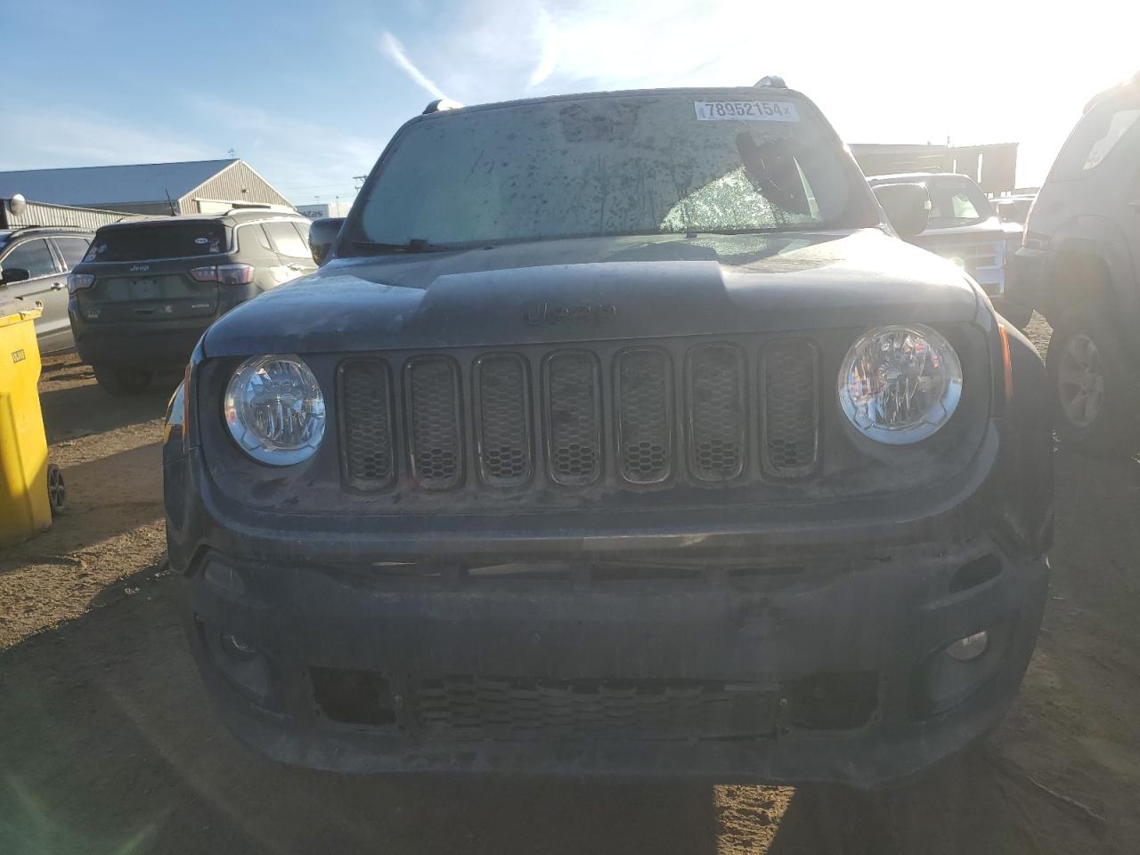 2017 Jeep Renegade - Image 5
