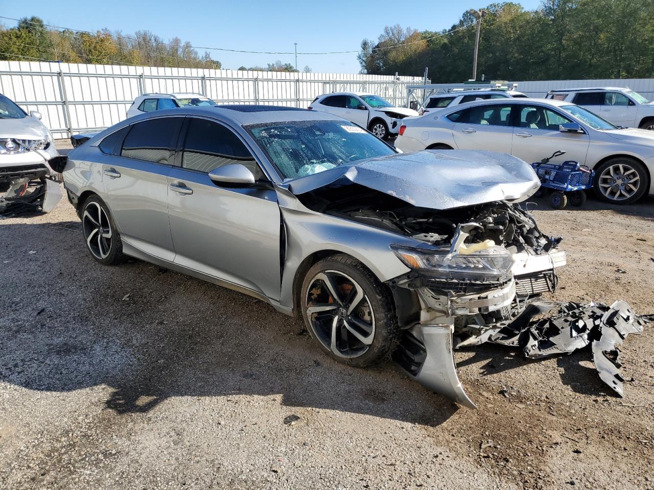 VIN 1HGCV2F34JA024911 2018 HONDA ACCORD no.4