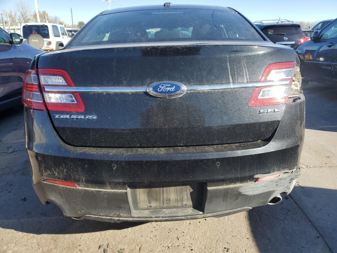 VIN 1FAHP2E82FG149783 2015 FORD TAURUS no.6