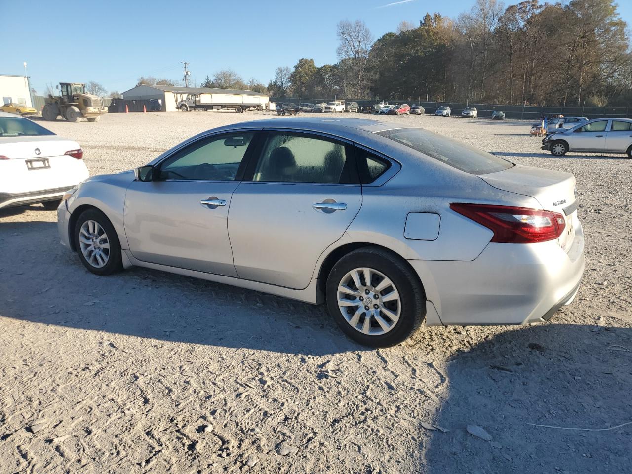 2018 Nissan Altima - Image 2