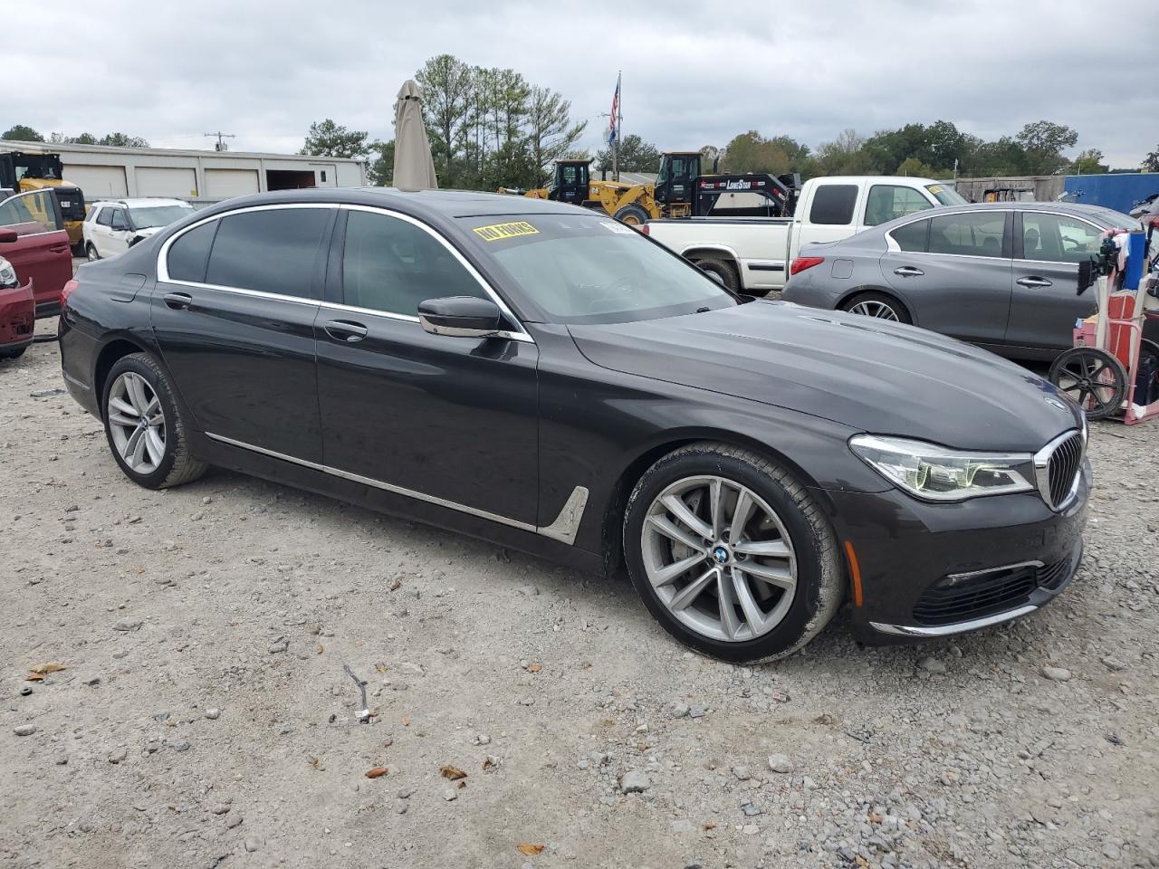 VIN WBA7F2C52GG420227 2016 BMW 7 SERIES no.4