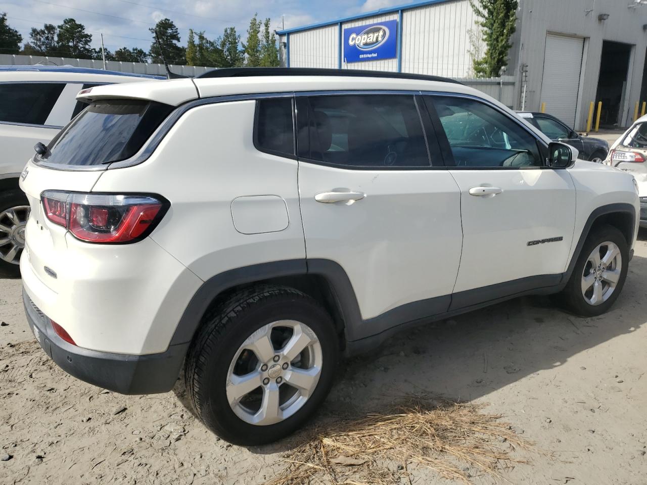 VIN 3C4NJDBB6KT672790 2019 JEEP COMPASS no.3