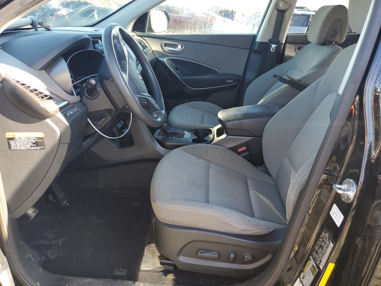 2017 Hyundai Santa Fe - Image 7