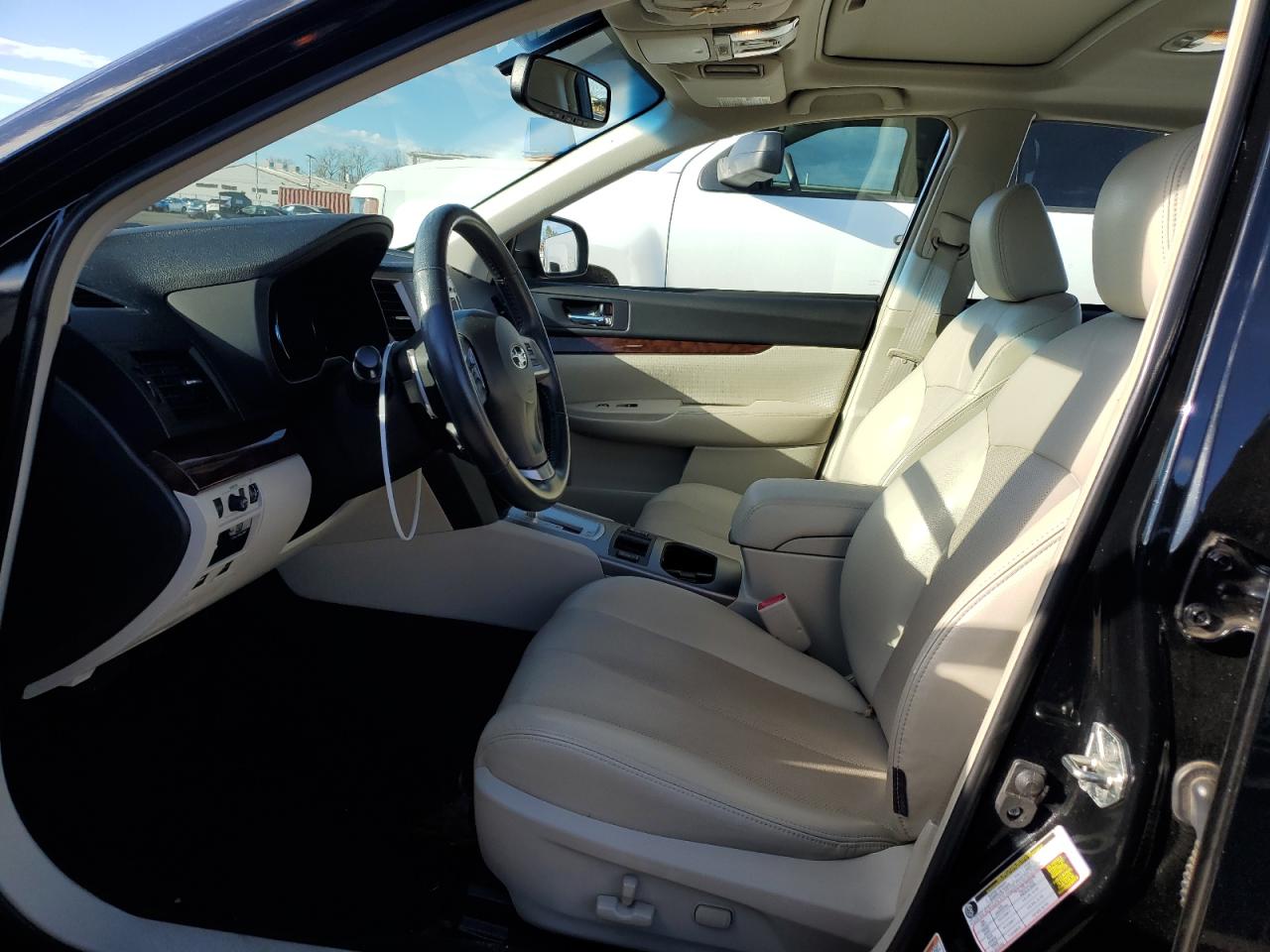 2014 Subaru Legacy - Image 7
