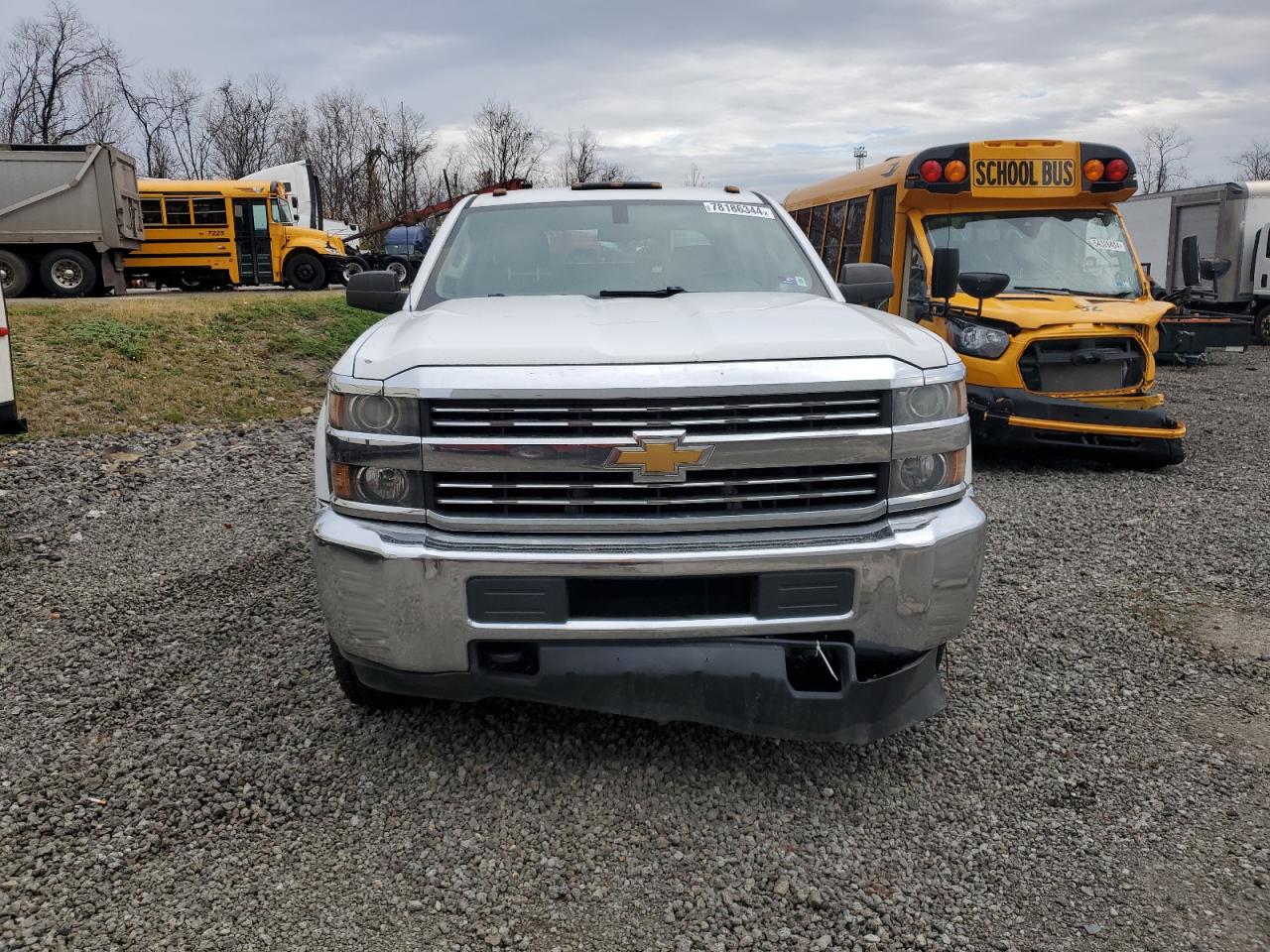 2015 Chevrolet Silverado - Image 5