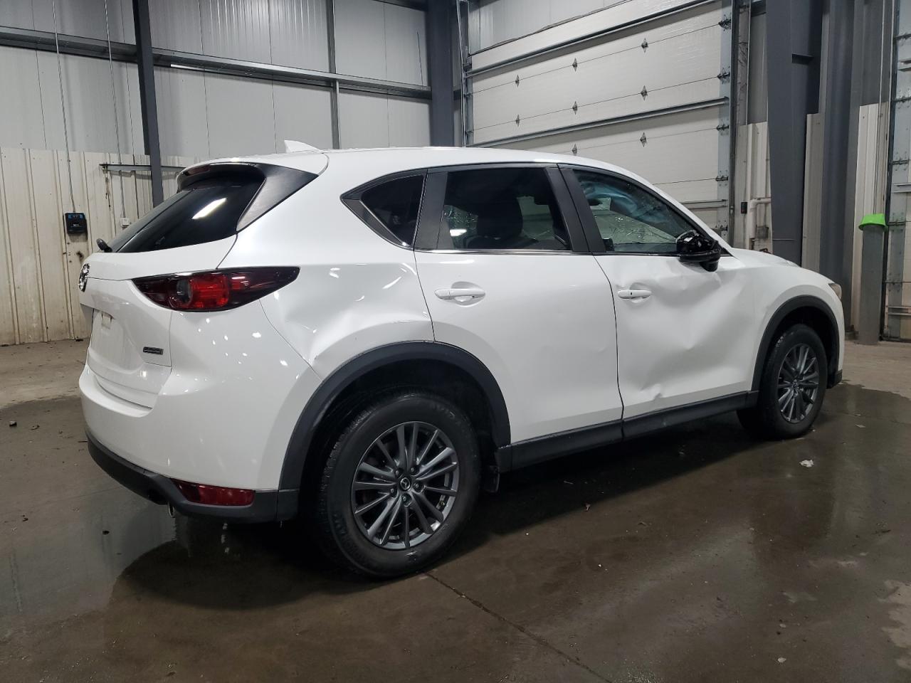 2017 Mazda CX-5 - Image 3