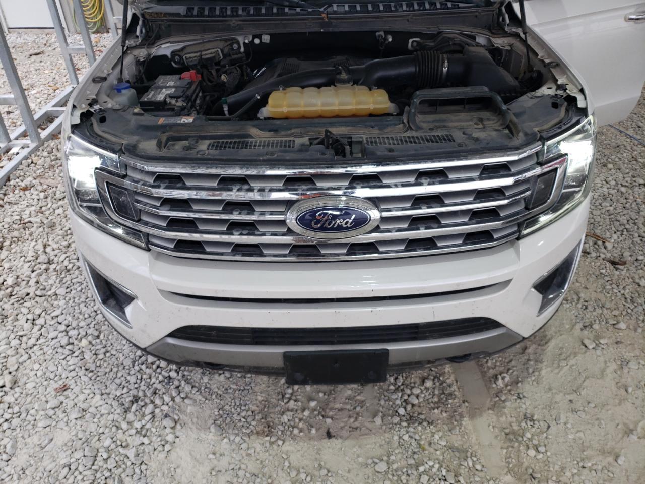 2018 Ford Expedition Limited VIN: 1FMJU2AT0JEA40785 Lot: 82160904