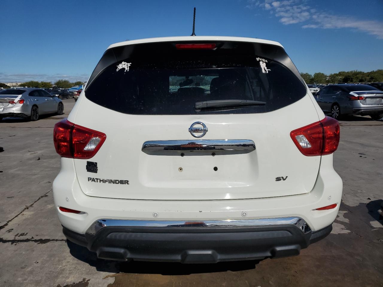 2018 Nissan Pathfinder S VIN: 5N1DR2MN8JC624133 Lot: 78822394