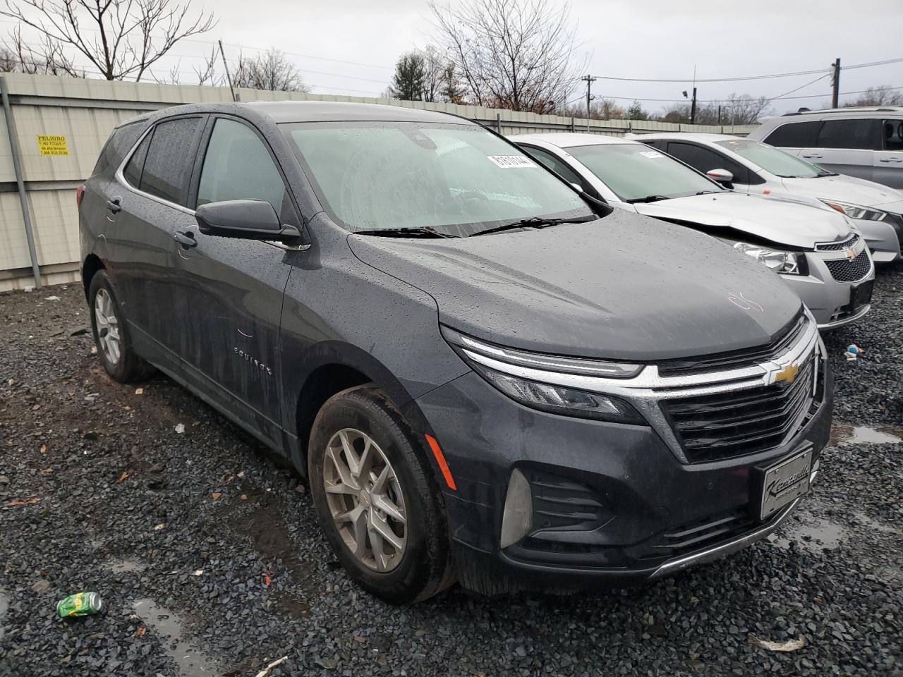 2022 Chevrolet Equinox - Image 4