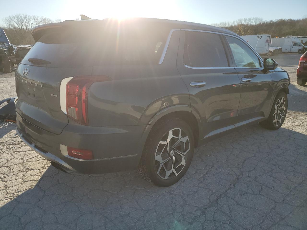 2022 Hyundai Palisade - Image 3