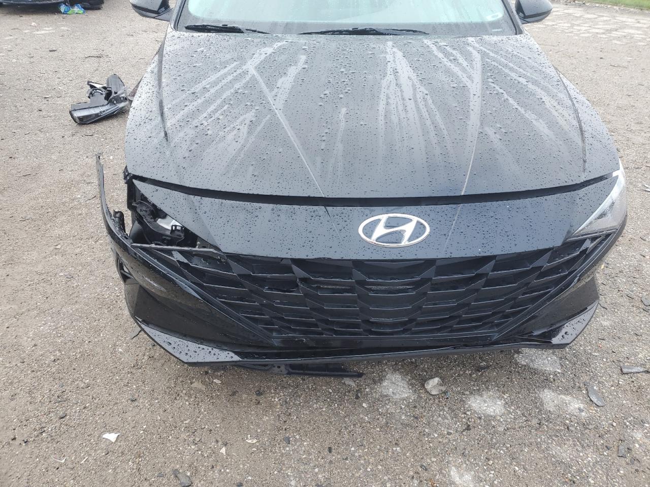 2023 Hyundai Elantra - Image 11