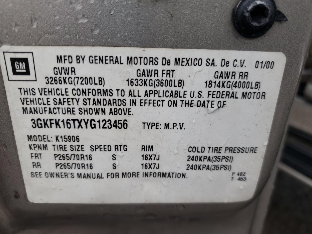 2000 GMC Yukon - Image 14