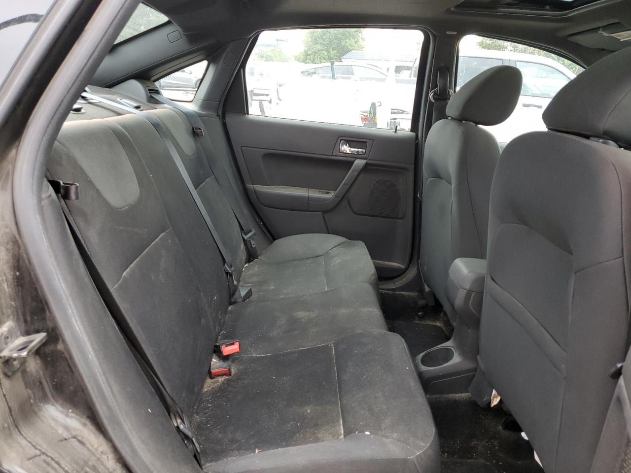 2008 Ford Focus - Image 10