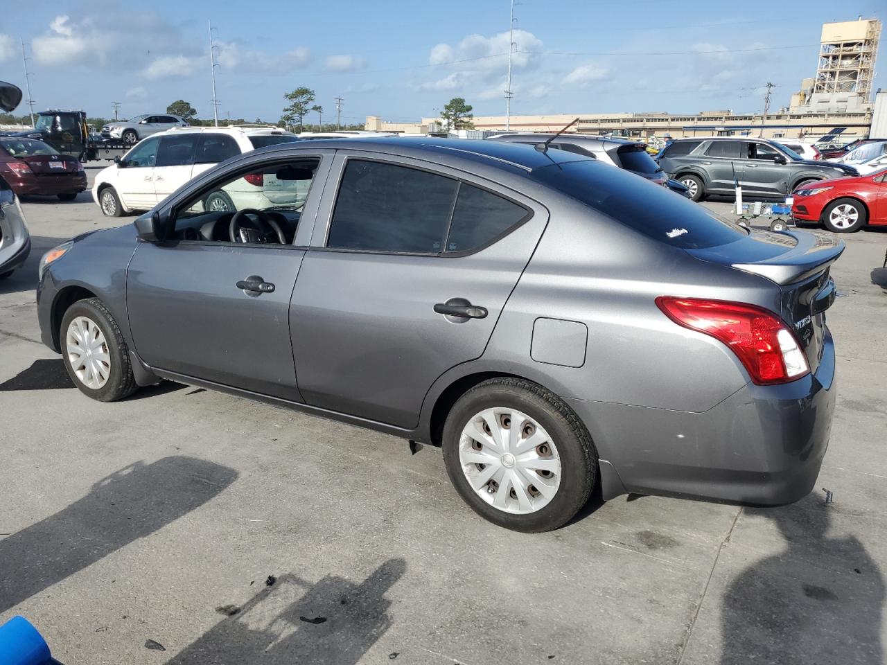 2016 Nissan Versa - Image 2