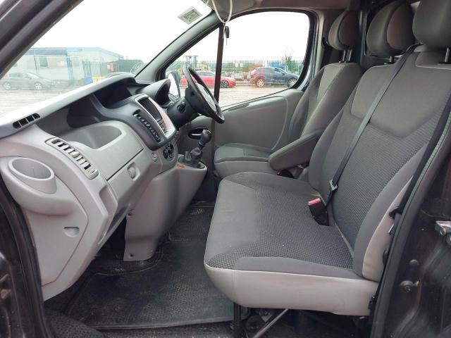 2013 VAUXHALL VIVARO 270