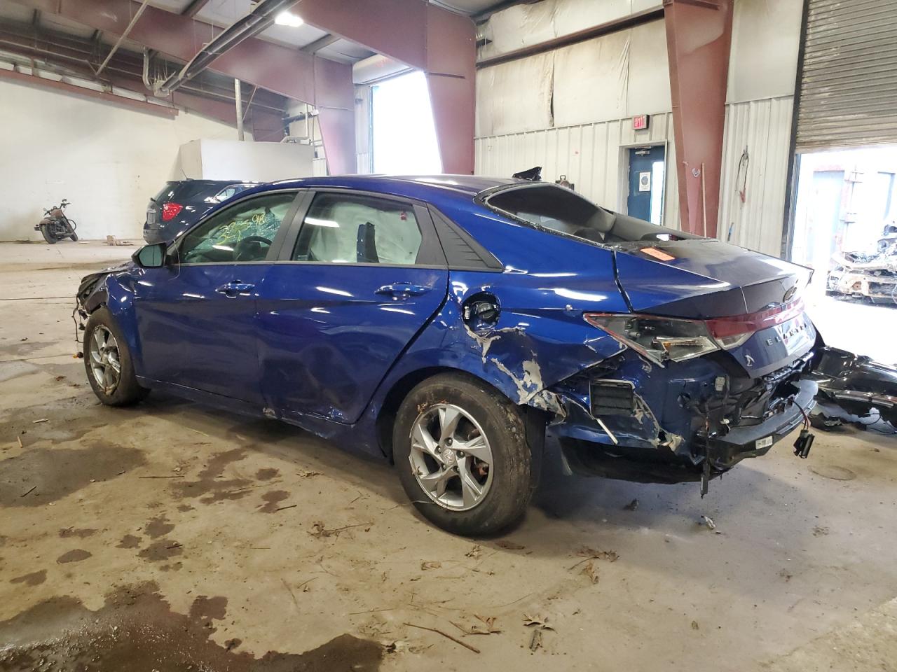 2023 Hyundai Elantra - Image 2