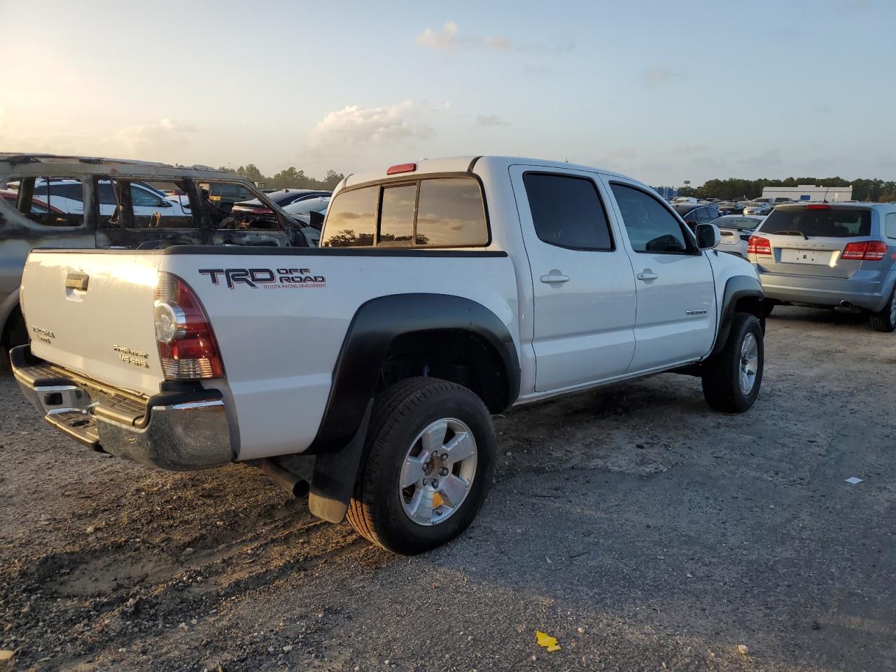 2009 Toyota Tacoma - Image 3