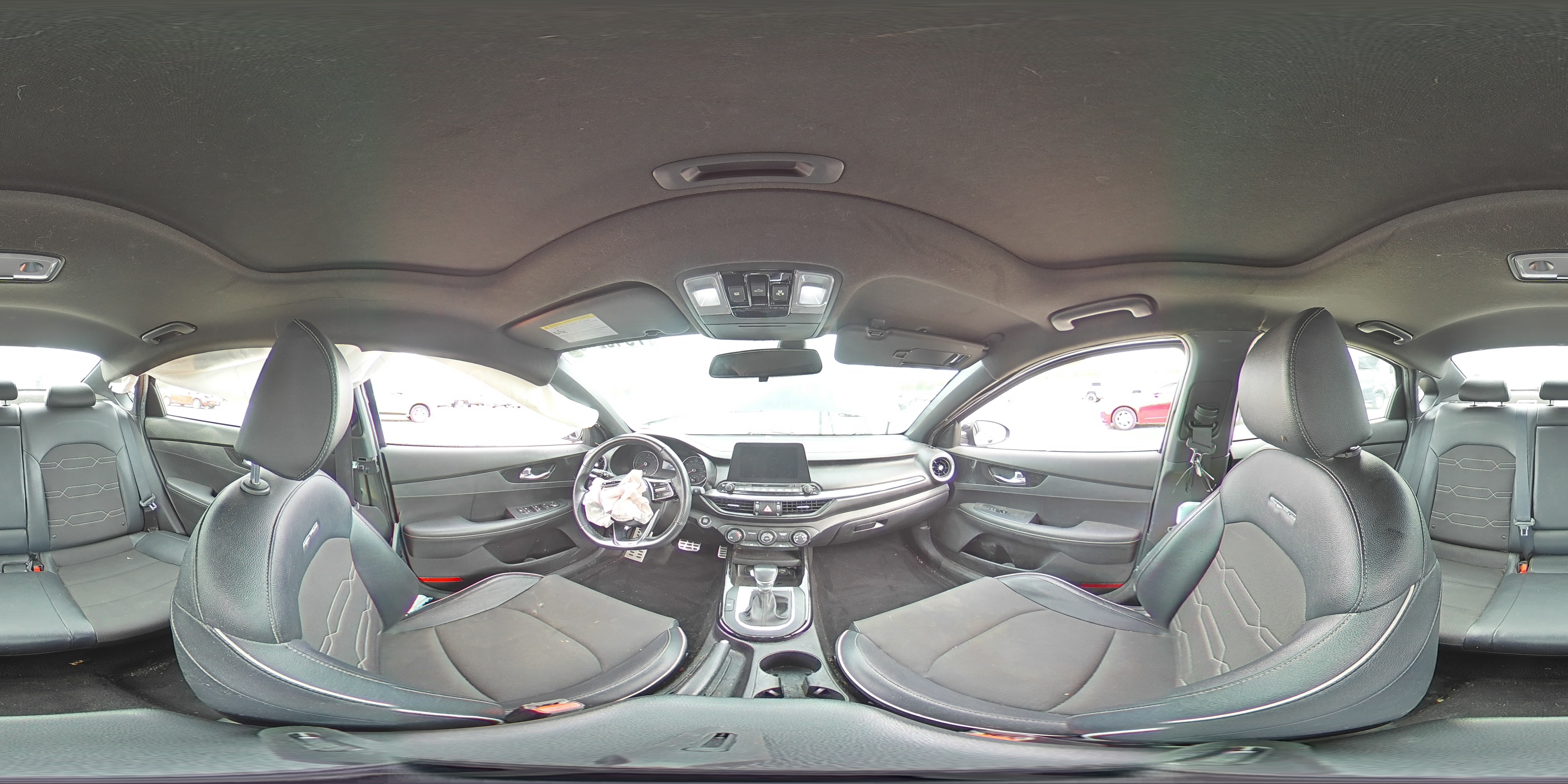 2021 Kia Forte - Image 14