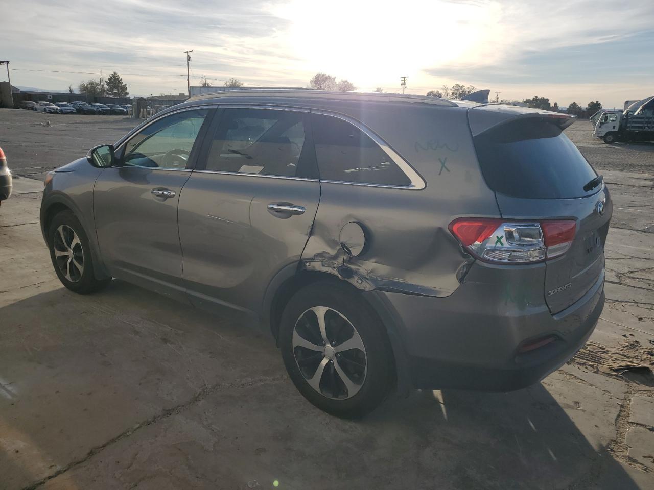 2017 Kia Sorento Ex VIN: 5XYPH4A55HG204050 Lot: 81195654