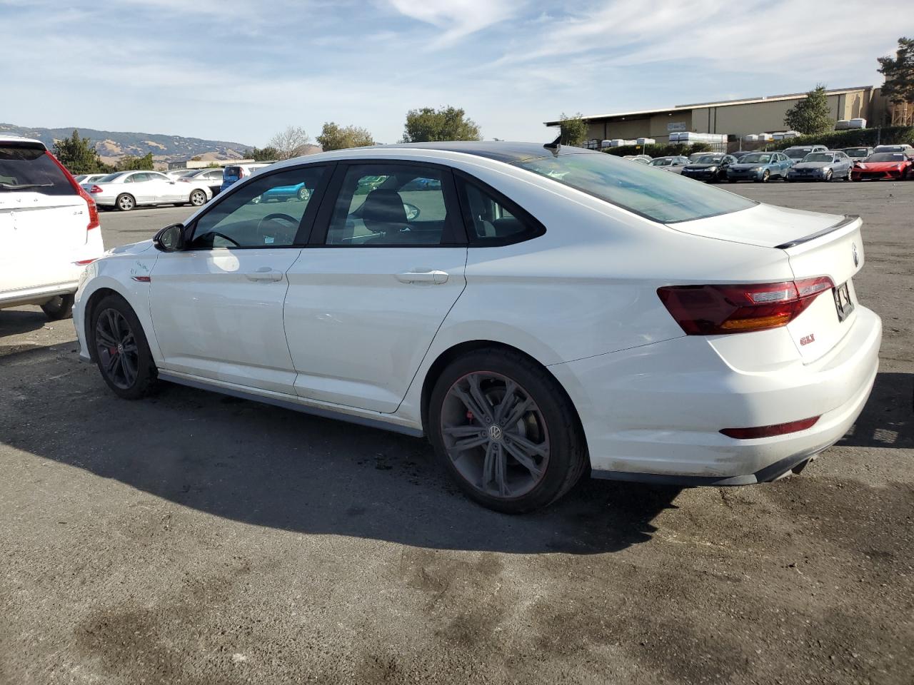 2019 Volkswagen Jetta - Image 2