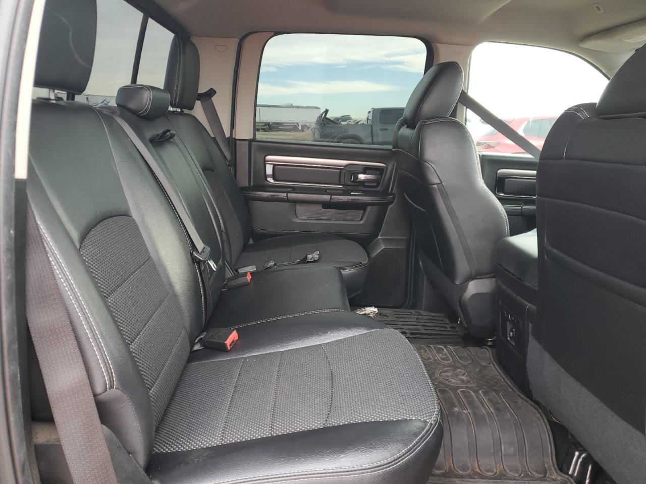 2017 RAM 1500 - Image 10