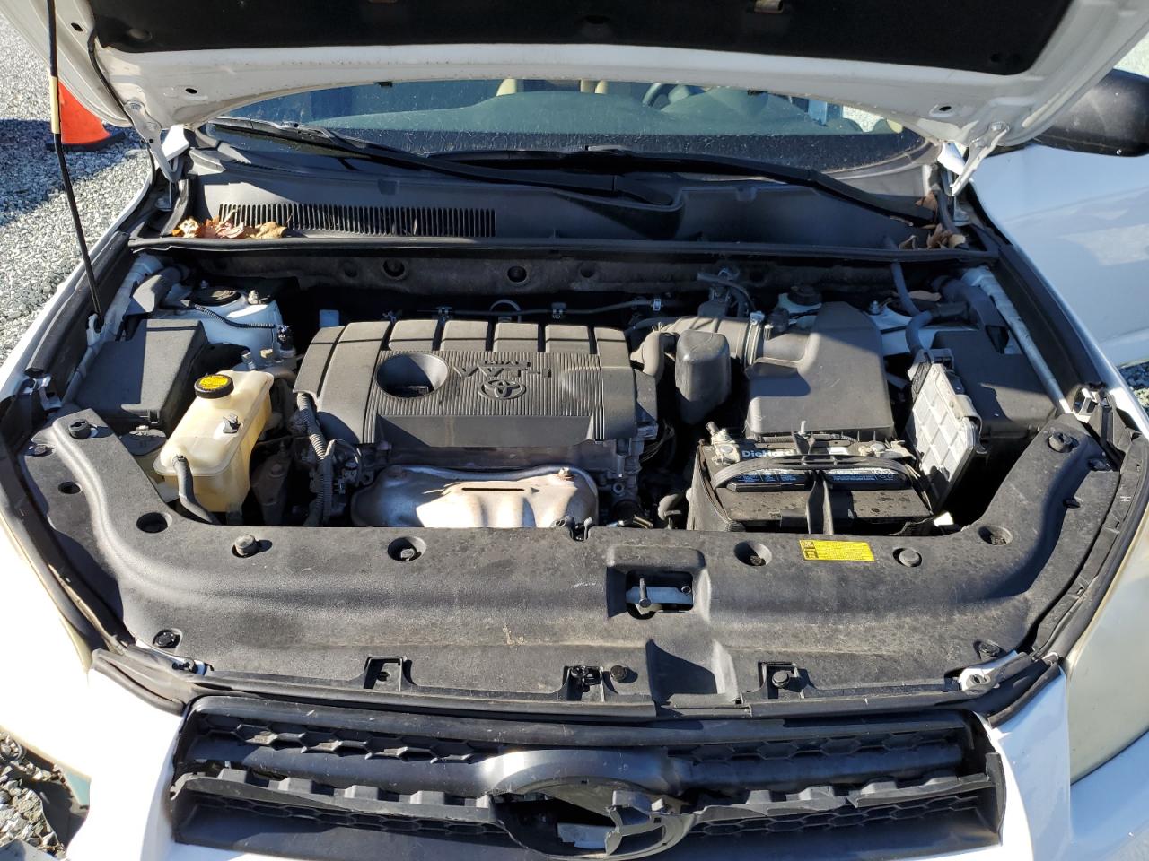 2012 Toyota RAV 4 - Image 13