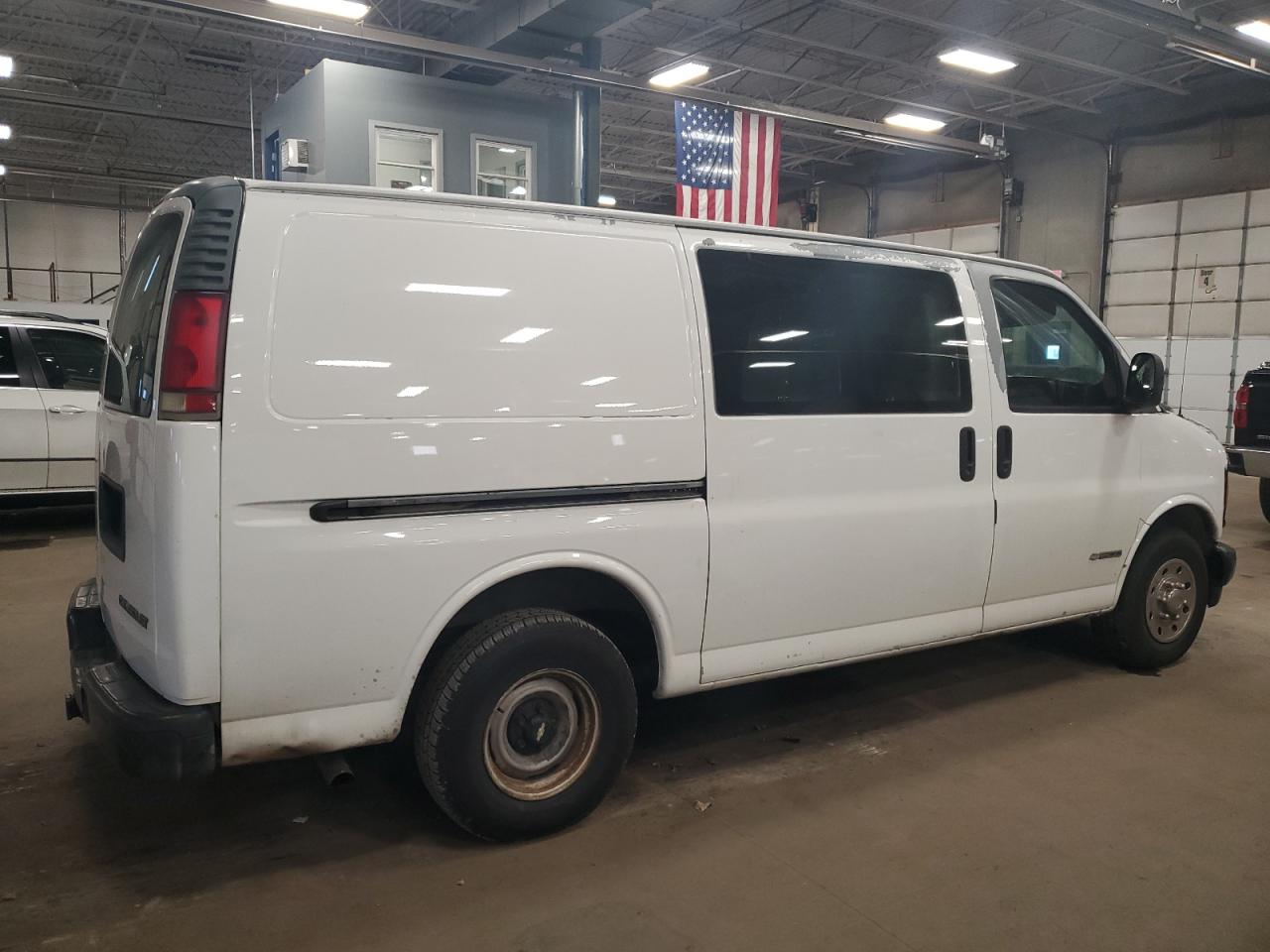 2002 Chevrolet Express - Image 3