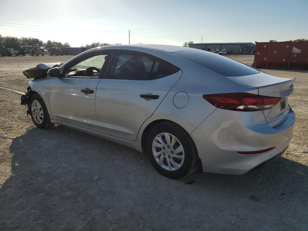 5NPD74LF2JH353686 2018 HYUNDAI ELANTRA - Image 2