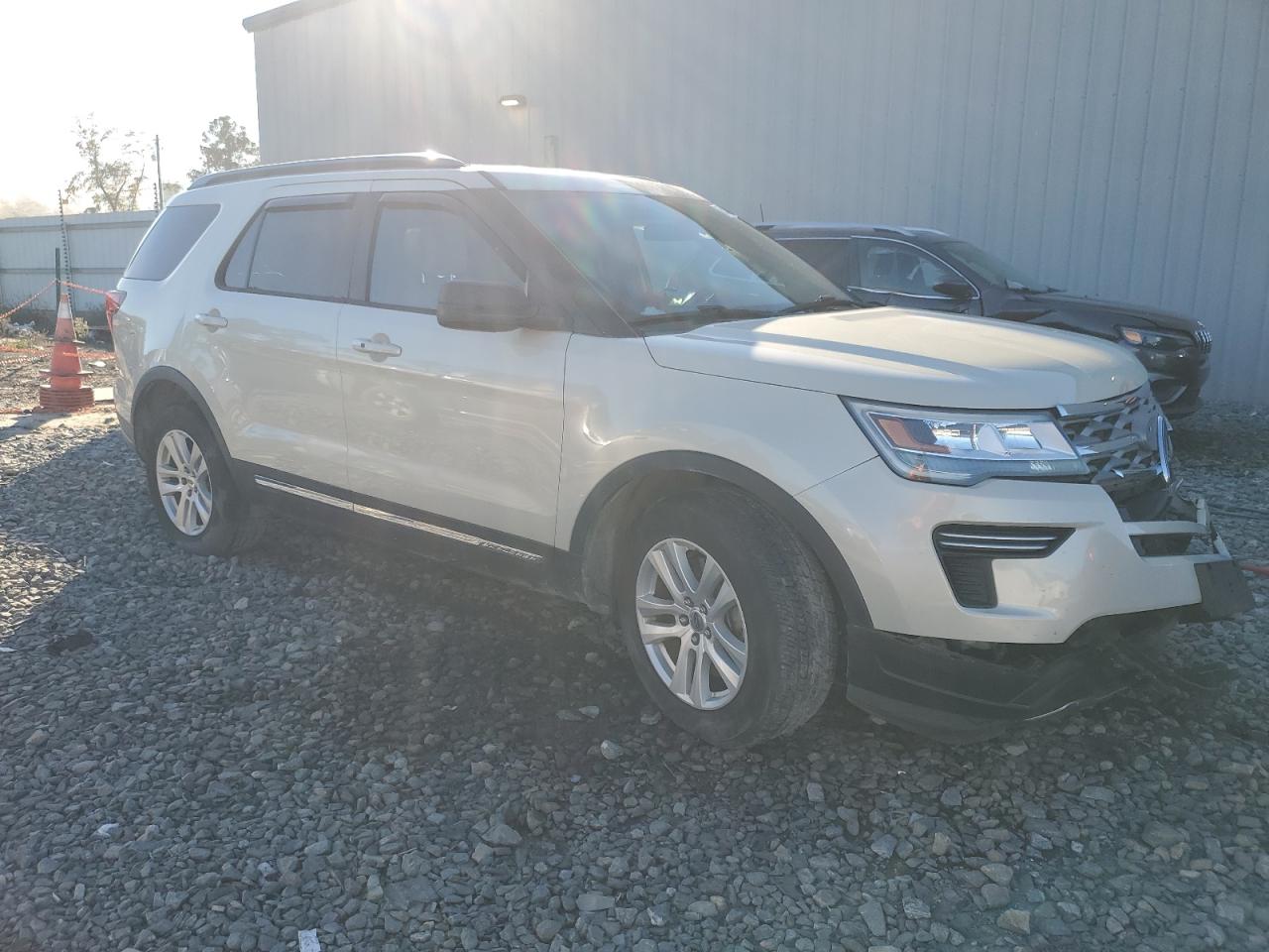 2018 Ford Explorer - Image 4