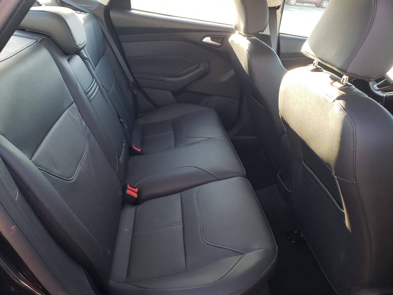 2015 Ford Focus - Image 11