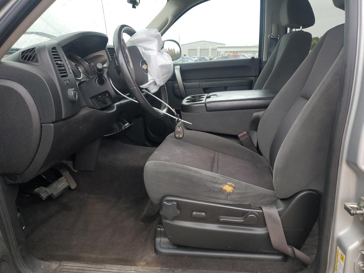 2011 Chevrolet Silverado - Image 7
