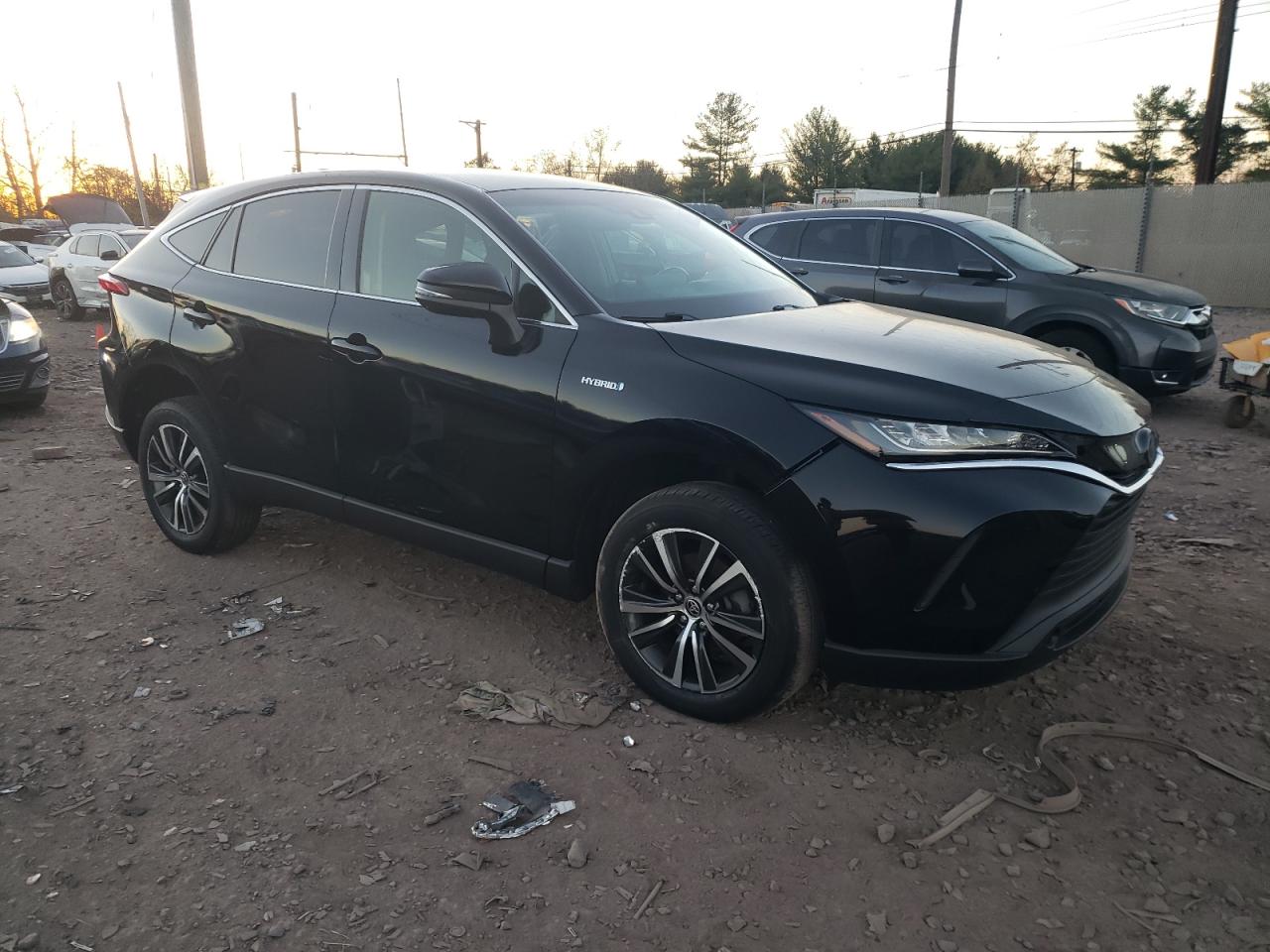 2021 Toyota Venza - Image 4