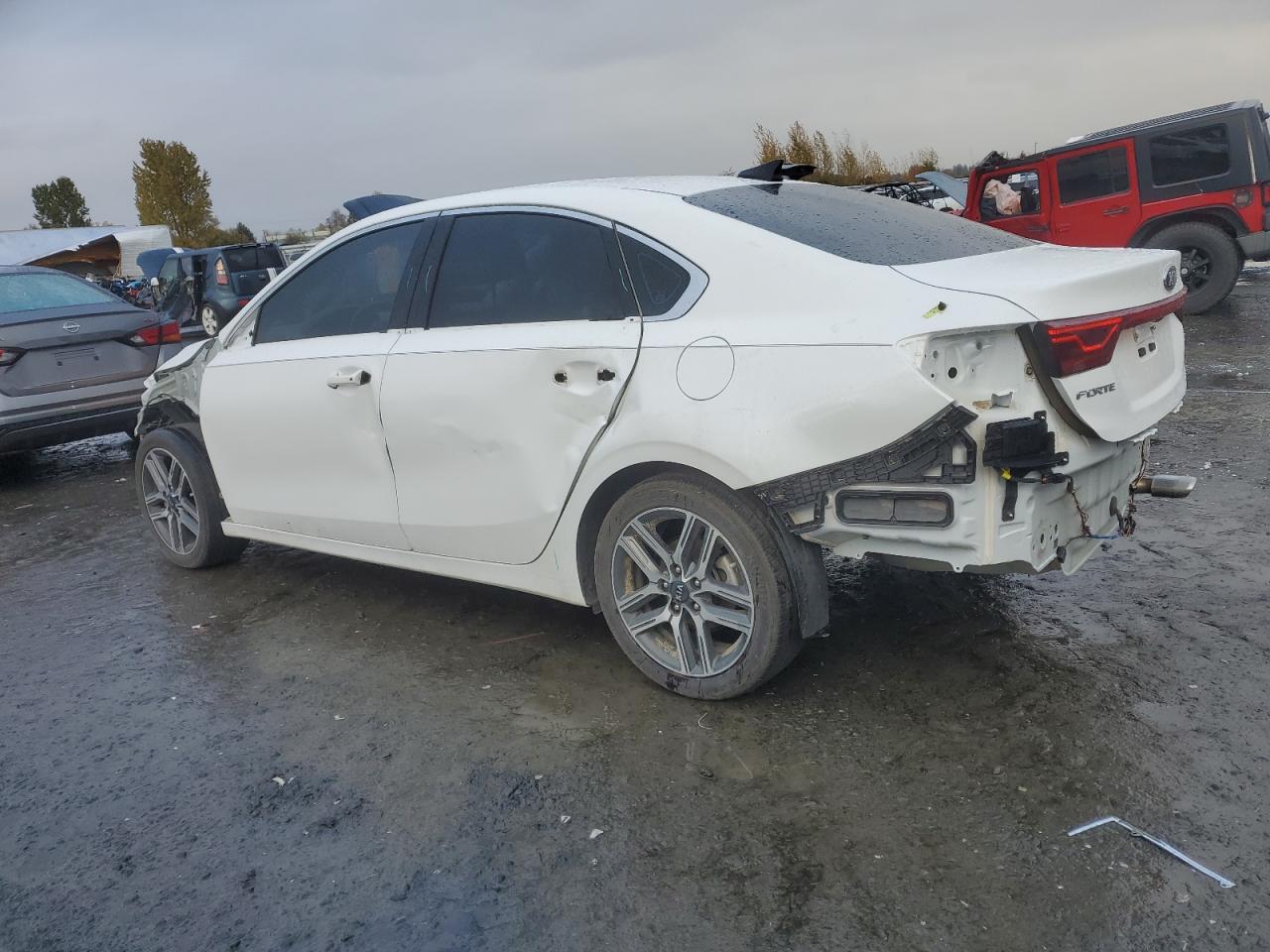 2021 Kia Forte - Image 2