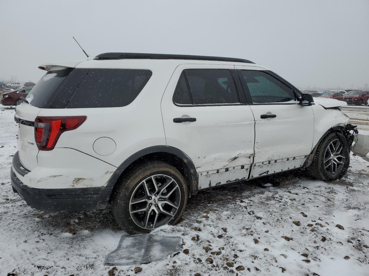 2018 Ford Explorer - Image 3