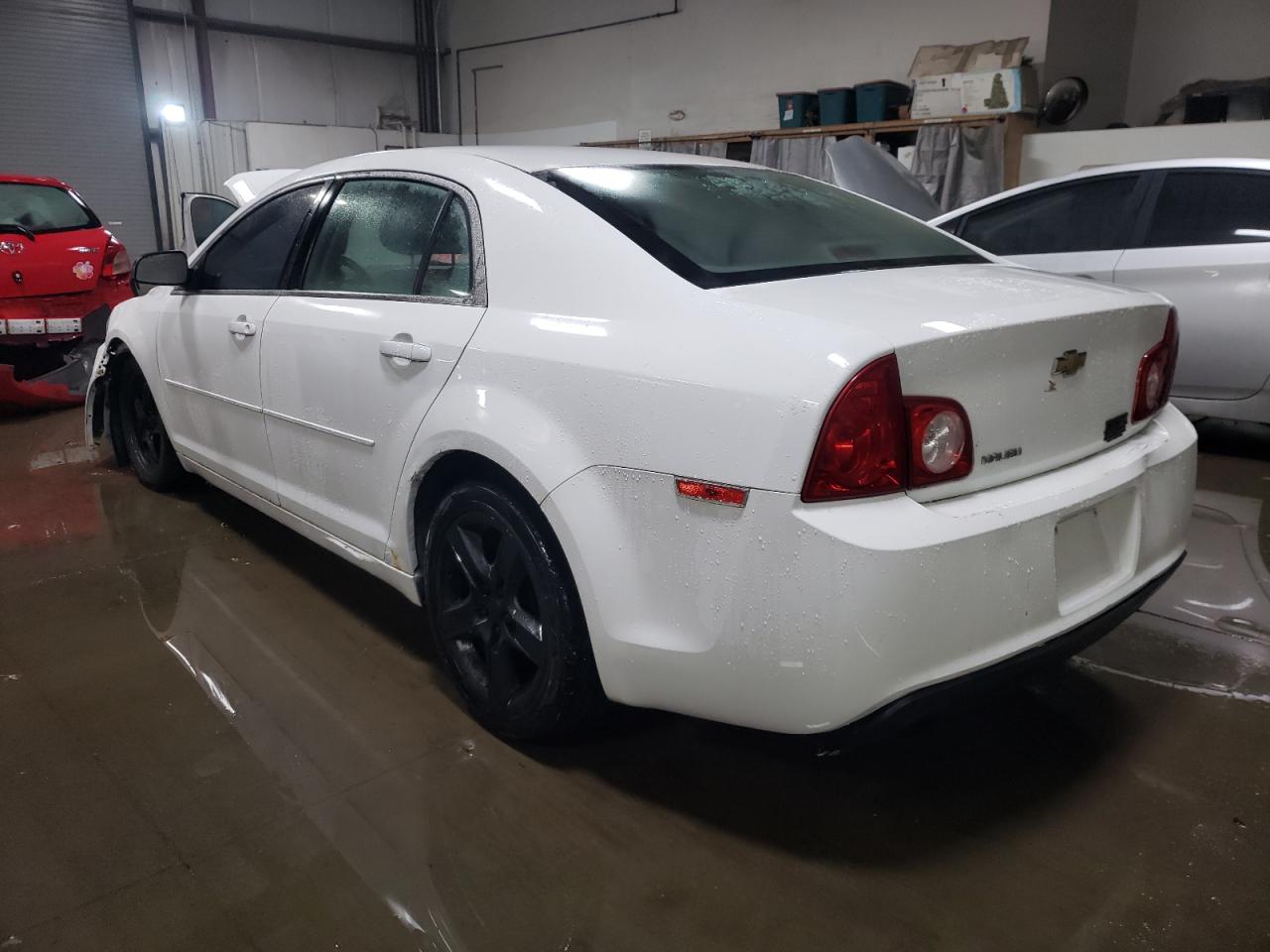 2011 Chevrolet Malibu - Image 2