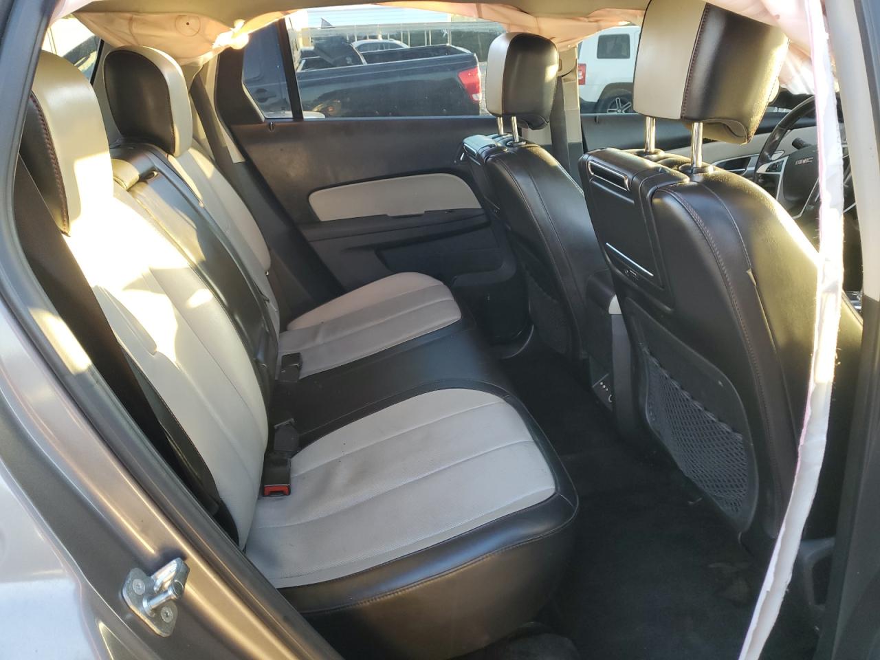 2011 GMC Terrain - Image 11